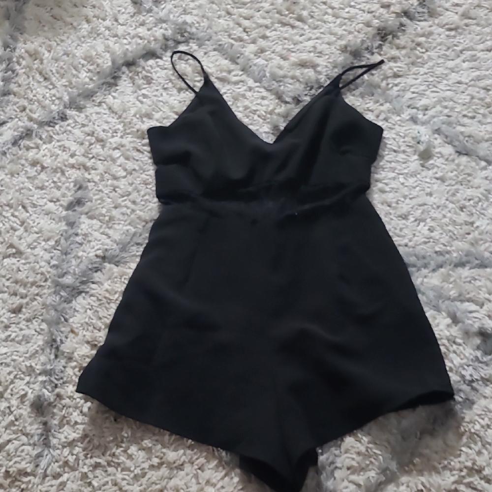 NBD BLK MINI SHORT ROMPER